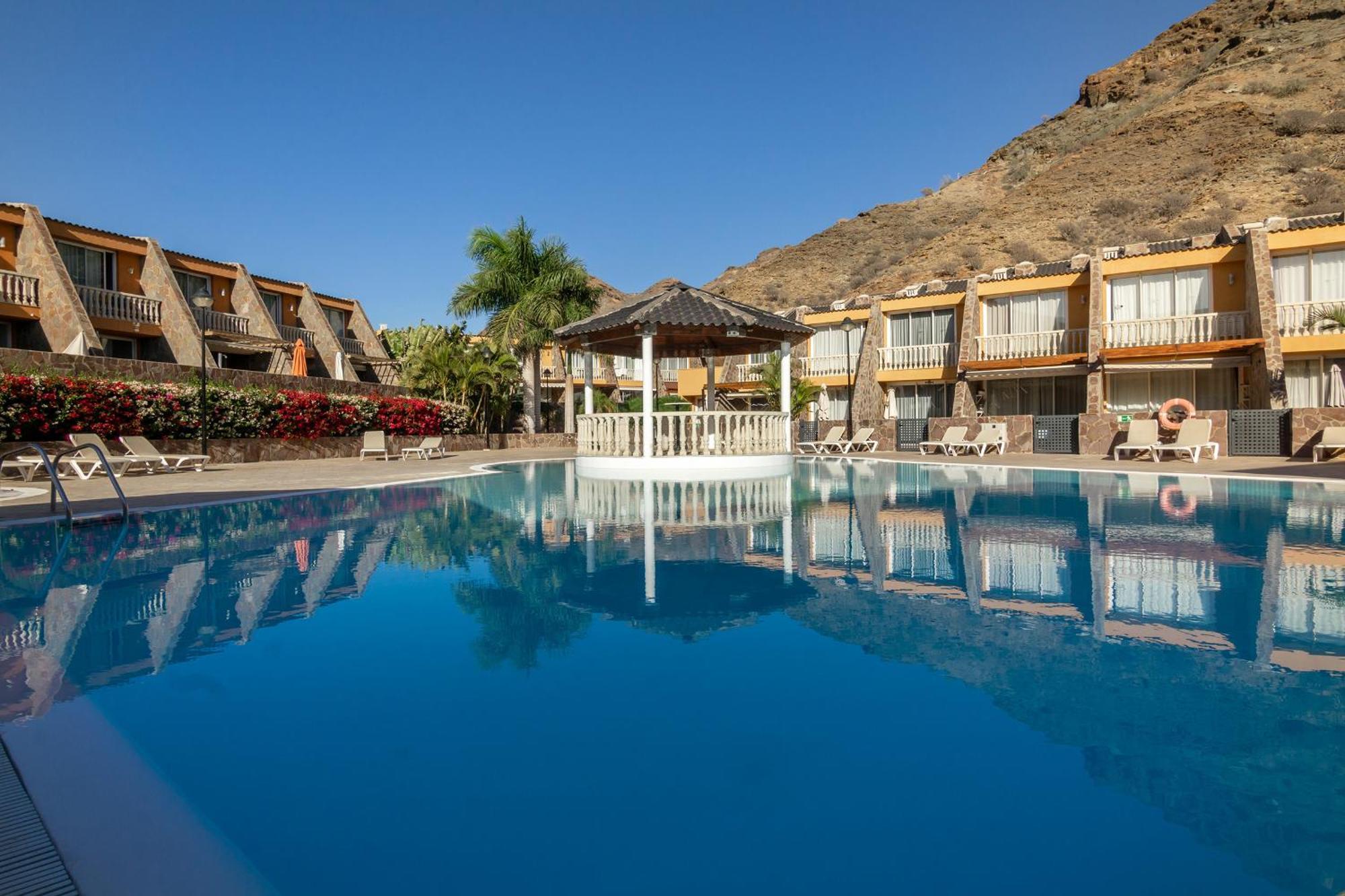 Luxurioesen Apartment Am Meer Golfplatz, Strand Плайя-дель-Кура Екстер'єр фото